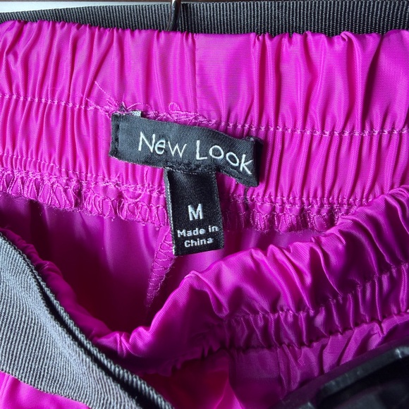 New Look Fuchsia Nylon Cargo Pants – Size M NWT by Forever 21 retro 90’s Y2K old - Picture 5 of 5